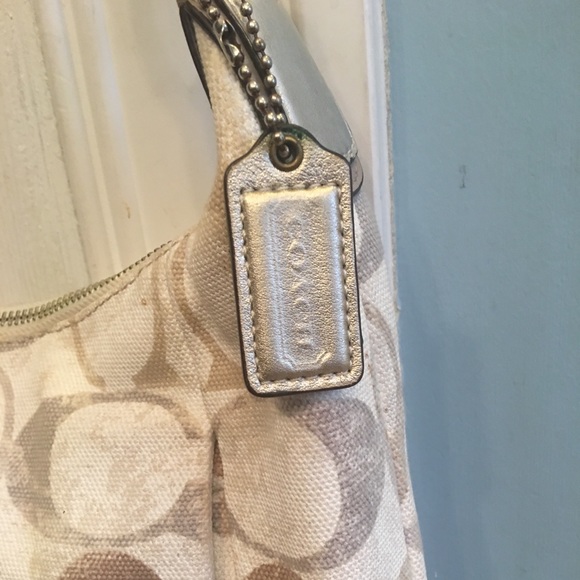 🎉HOST PICK X4 🎉 Coach Purse - Picture 2 of 8